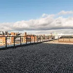 Stunning 2 Bed Flat Central Birmingham