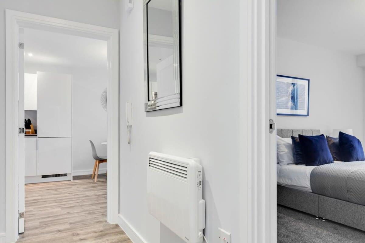Stunning 2 Bed Flat Apartment Birmingham